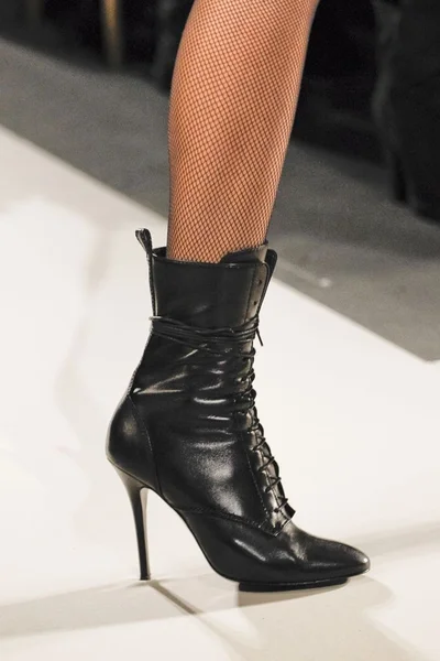 Look 13
